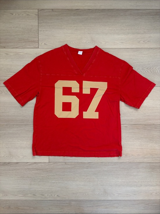 Aritzia Tops - Aritzia Red Short Sleeve V-Neck Tee with Gold '67' Graphic